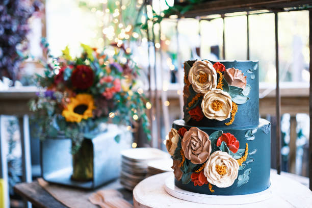 istock Autumnal wedding cake at wedding reception 2193352094