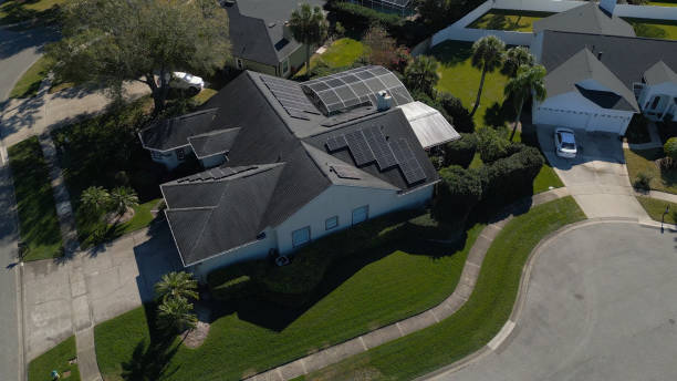 istock Solar Powered Home - Orlando Florida Neighborhood 2193365952