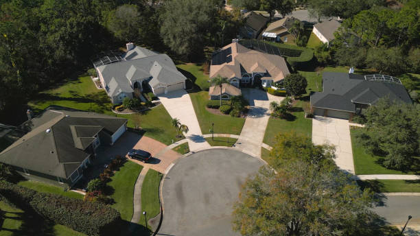 istock Solar Powered Home - Orlando Florida Neighborhood 2193365961