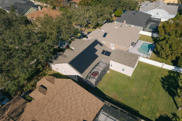 istock Solar Powered Home - Orlando Florida Neighborhood 2193366087