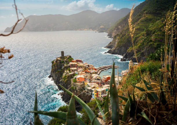 istock Cinque Terre - Vernazza 2193441870