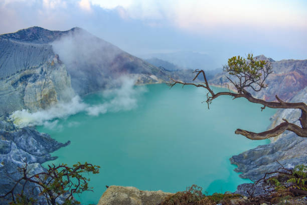 istock The world's largest acidic lake, where beauty meets intensity. 2193489006