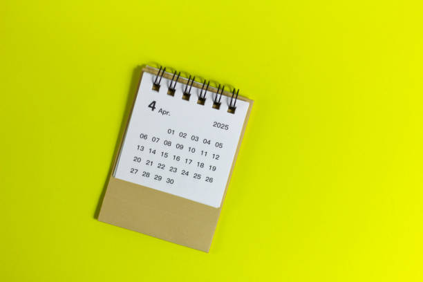 istock Monthly calendar for April 2025 on a yellow background. 2193499284