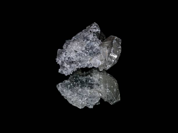 istock Side View Of Quartz & Calcite Stone. 2193554808