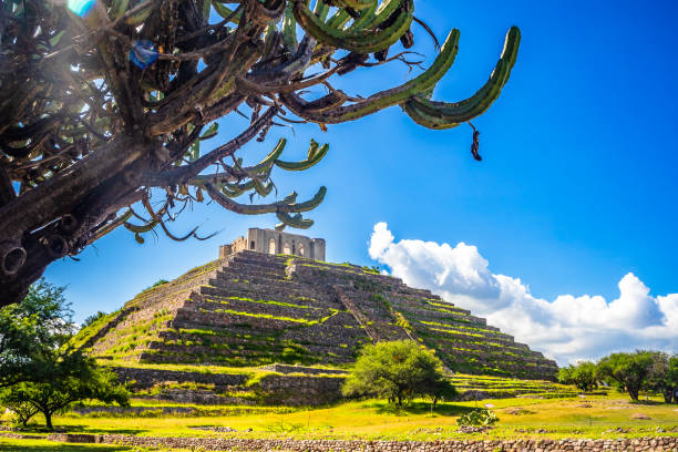 istock El Pueblito pyramid in Queretaro, surrounded by green vegetation 2193701847