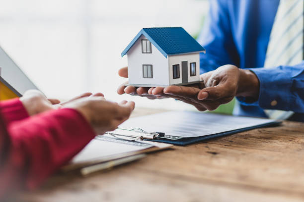 istock Real estate inheritance concept and contract agreement. 2193704854
