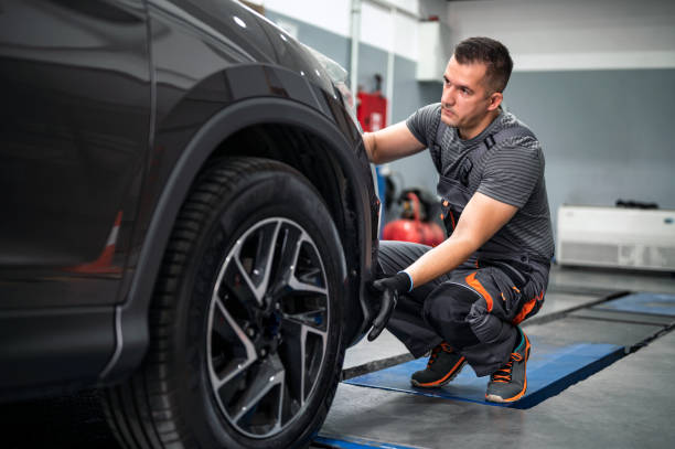 istock Auto repair shop 2193707425