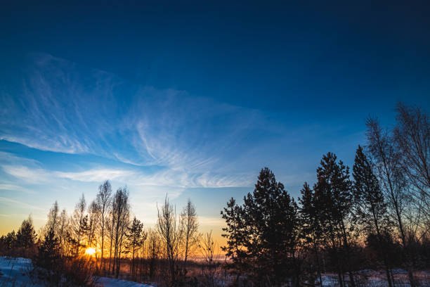 Dawn skies, pink clouds, delicate colors, bright sky