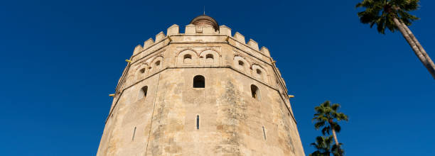 istock Torre del Oro, Sevilla 2193817301