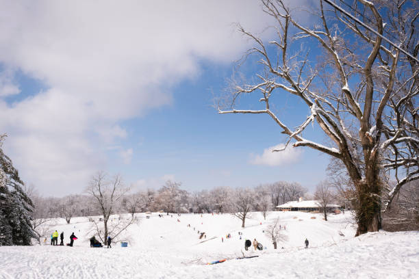 istock ice storm, Evansville, IN 2193866185