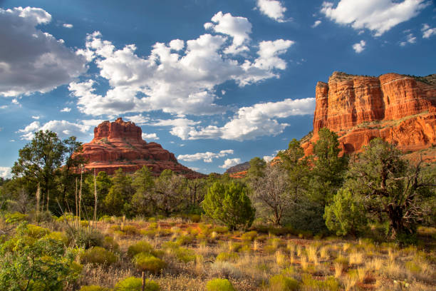 istock Sedona Bell Rock and Courthouse Butte 2193883071