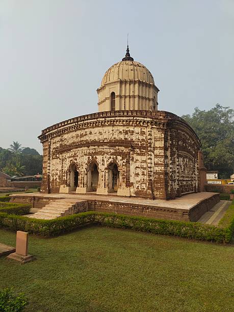istock Old retro styled temple of Bishnupur 2194013154