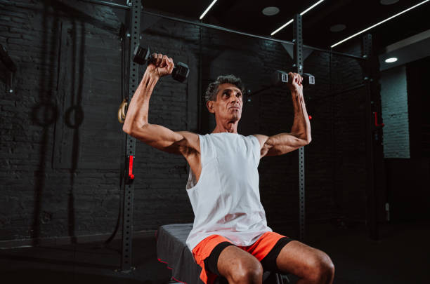 istock Fit senior man in the gym 2194025001