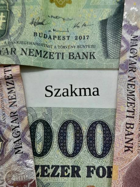 istock Szakma (profession) subtitle or text with hungarian forint banknotes 2194103036