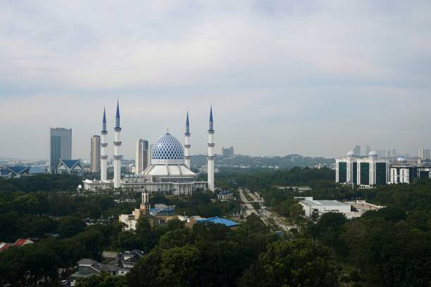 istock Masjid Sultan Salahuddin Abdul Aziz Shah 2194120991