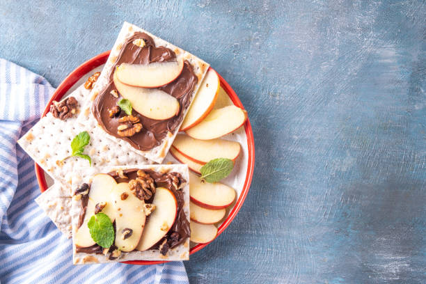 istock Charoset matzah sweet dessert sandwiches 2194204768