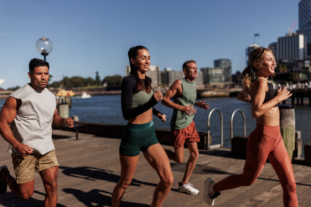 istock Sydney jogging enthusiasts 2194288000