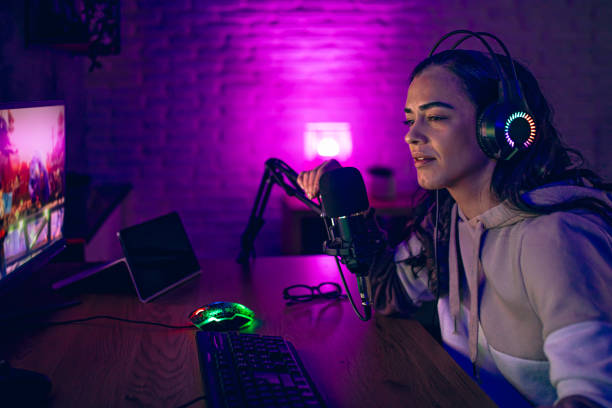 istock Online streaming woman gamer 2194334021