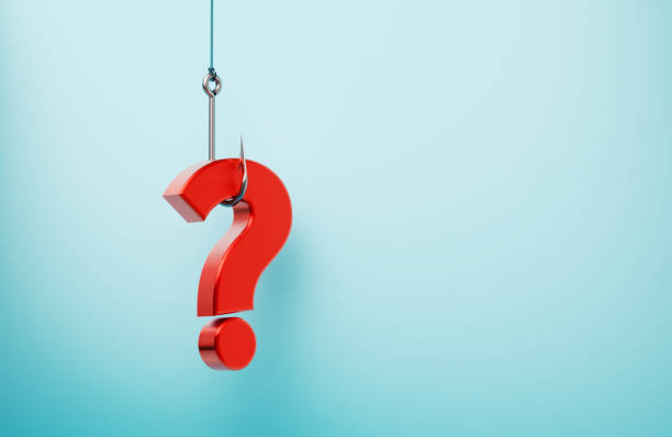 dấu chấm hỏi màu đỏ bị móc câu trên nền xanh lam - khái niệm lừa đảo - câu hỏi thường gặp hình ảnh sẵn có, bức ảnh & hình ảnh trả phí bản quyền một lần