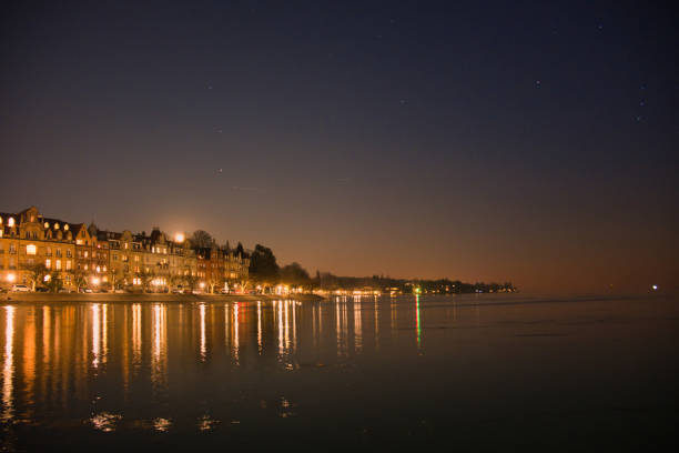 Konstanz, Mondaufgang über der Seestrasse