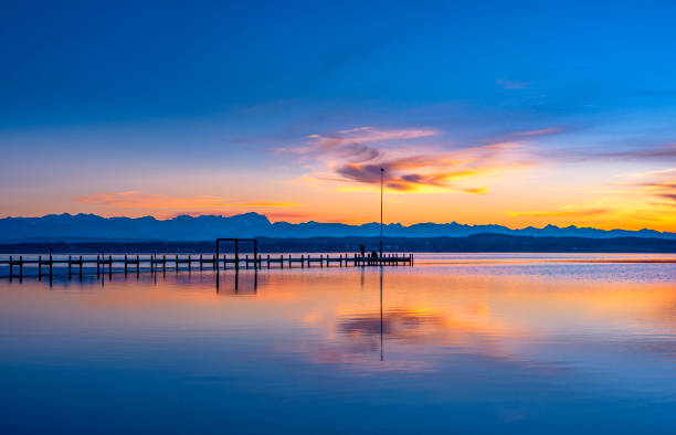 Sunset on Lake Starnberg, Fuenfseenland, Upper Bavaria, Bavaria, Germany, Europe