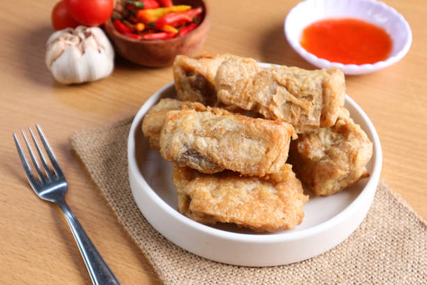 istock Crispy Fried Tofu with Spicy Dipping Sauce 2194539347