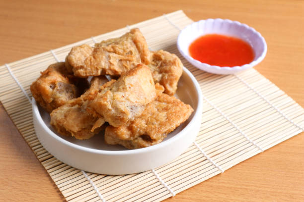 istock Crispy Fried Tofu with Spicy Dipping Sauce 2194539364