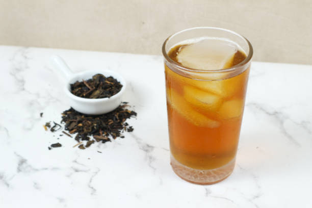 istock Refreshing Iced Tea: A Glass of Summer 2194544059