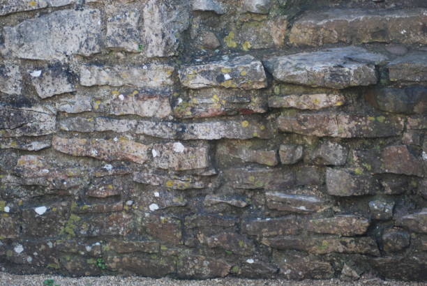 istock Layers of a cliff South Wales UK 2194583901