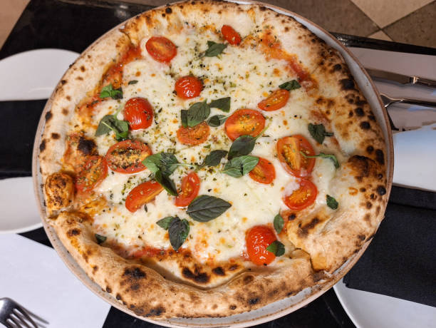 istock Naturally leavened margherita pizza 2194785173
