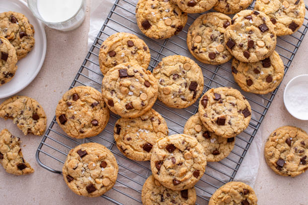 istock Fresh baked chocolate chip cookies on cooling rack 2194993800