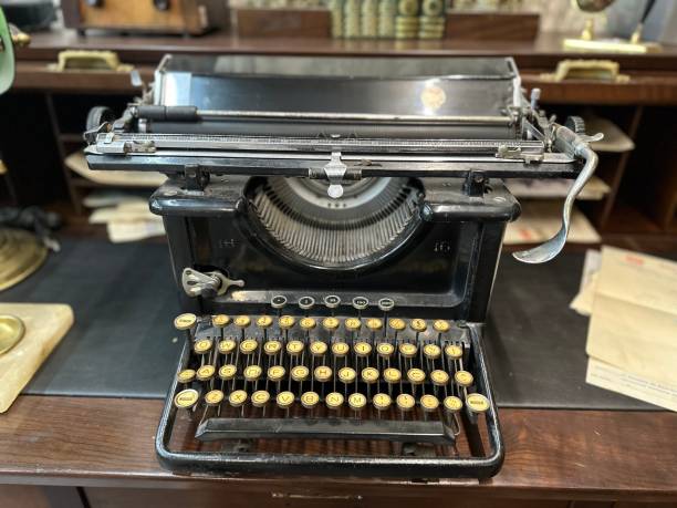 istock Vintage Typewriter - Charm of the Past 2195010217