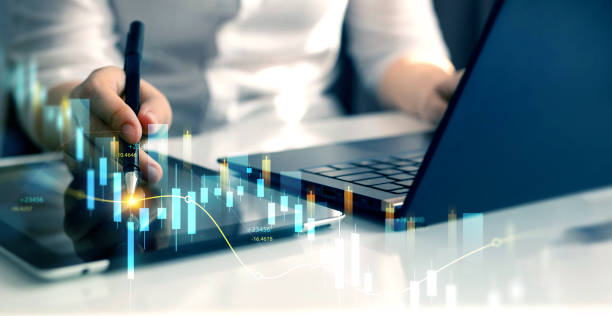 Business strategy development and growing growth plan.Finance chart,stock market investment business and exchange financial growth graph. Financial management strategy for business growth desarrollo de estrategia de negocio y plan de crecimiento creciente. gráfico de finanzas, negocio de inversión en el mercado de valores y gráfico de crecimiento financiero de la bolsa. estrategia de gestión financiera para el crecimiento empresarial.