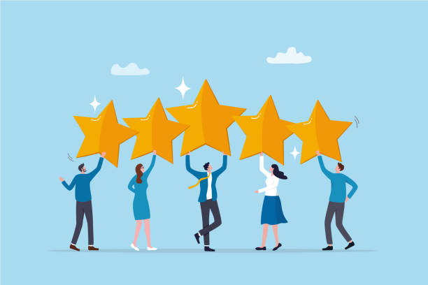 ilustraciones, imágenes clip art, dibujos animados e iconos de stock de encuesta a los empleados, calificación de los comentarios de los clientes o revisión del desempeño, servicio de cinco estrellas, mejor experiencia o concepto de retroalimentación y compromiso, empleados de la gente de negocios con comentarios de califi - evaluación del desempeño