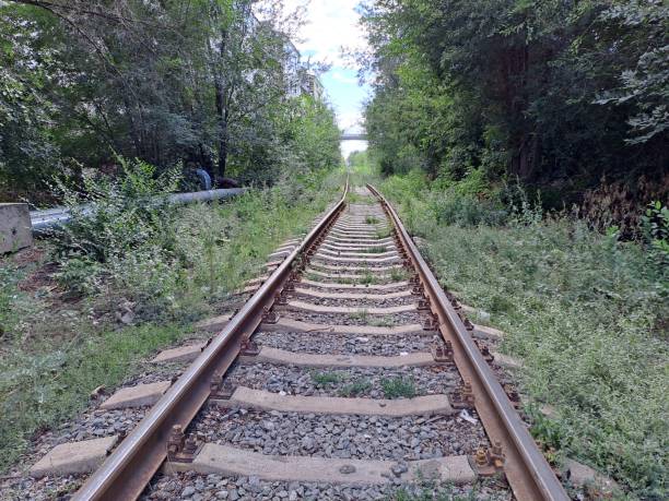 istock a railway running off into the distance 2195052062