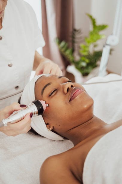 istock Aesthetic procedure at beauty salon 2195061581