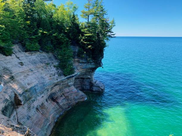 istock Pictured Rocks National Lakeshore 2195159803