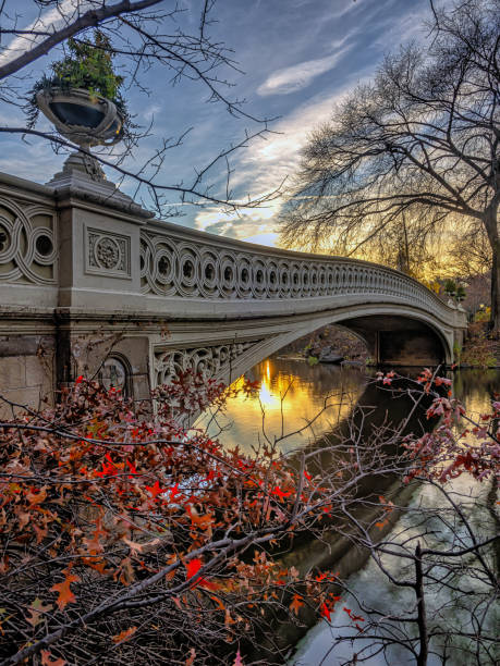 istock Bow bridge in late autumn 2195189590