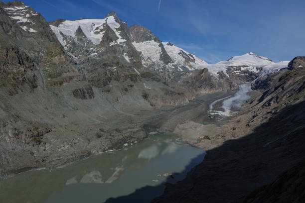 istock Pasterze - glacier in the Eastern Alps 2195270390