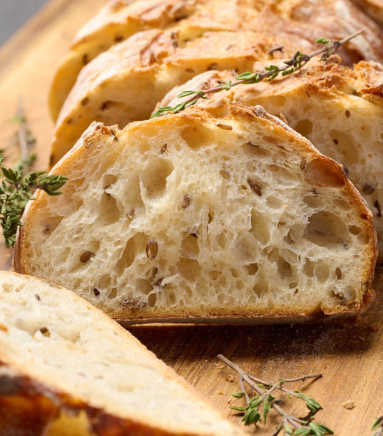 istock Sliced ​​loaf with flax seeds and spices 2195279267