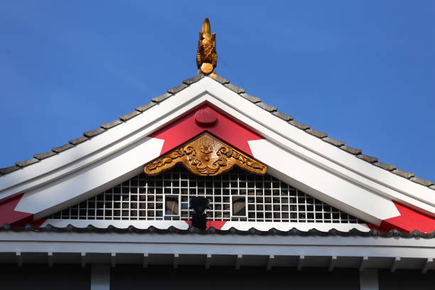 Onigawara tiles of Japanese houses also have the meaning of warding off evil.