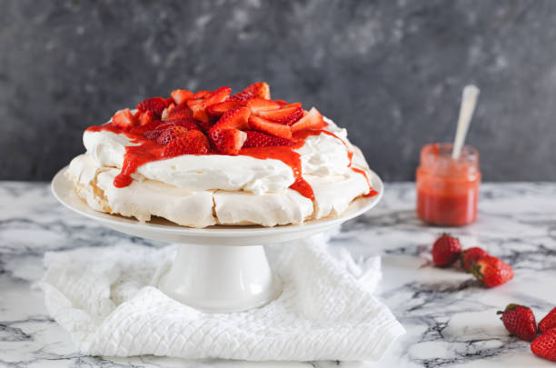 Merengue de Morango: Crocante, Cremoso e Fresco - receita deliciosa profissional - passo 1