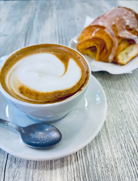 istock Cappuccino and croissant. 2195520122