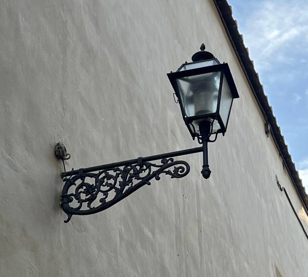 istock Street Lamp in Florence 2195593433