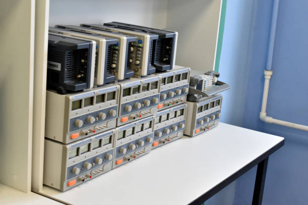 Experiment with lens device in optical laboratory