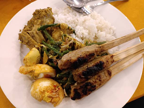istock Nasi ayam betutu 2195735178