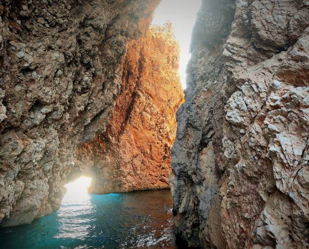 istock gorge in the sea 2195758353