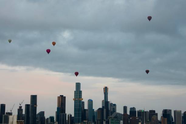 istock Six hot air balloons over Melbourne 2195781228