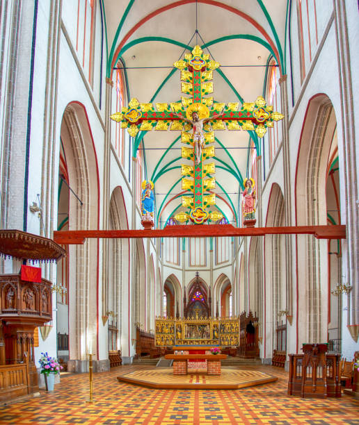 istock Neve of Schwerin Cathedral 2195829803