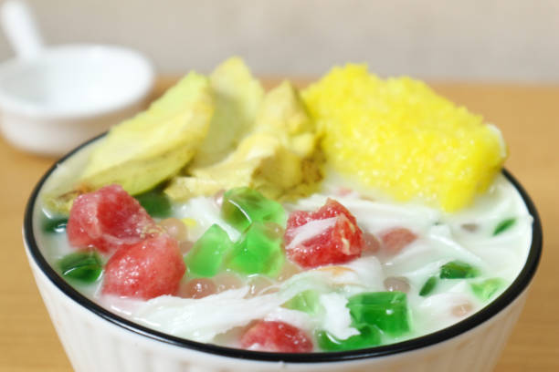 Refreshing Summer Dessert: A Bowl of Tropical Delight